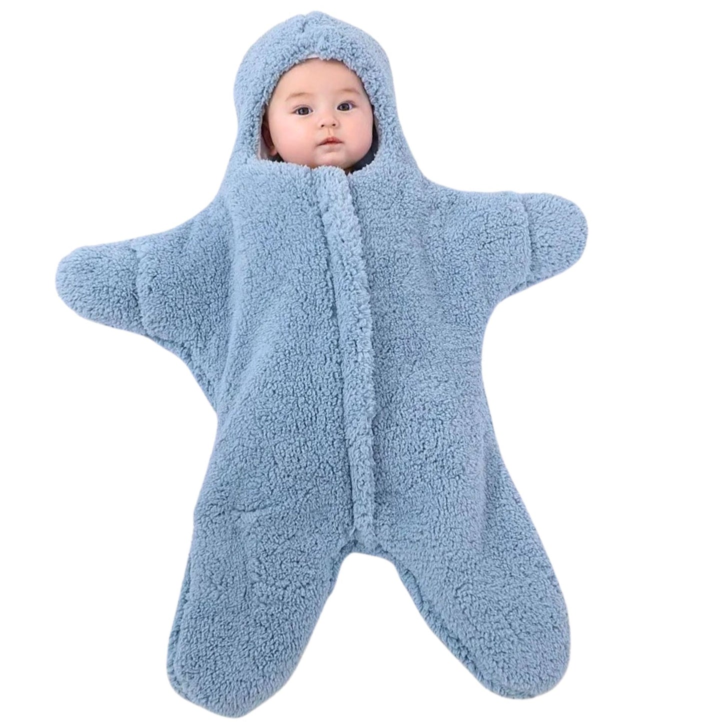 Nid d’ange bebe bleu avec bébé endormi à l’intérieur, confortablement installé