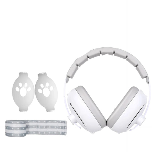 Casque anti bruit bébé blanc vu de face avec arceau souple et coussinets arrondis