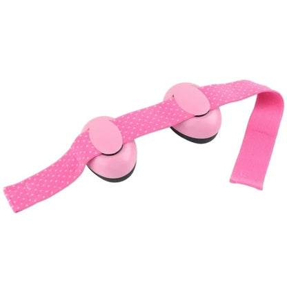 Casque anti bruit bebe rose posé de face, arceau flexible et finition lisse