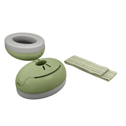 Casque anti bruit bébé vert vu de face, forme compacte et adaptée à bébé