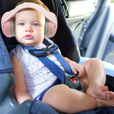 Casque anti bruit bebe rose combinant élégance et sécurité pour le bien-être de bébé