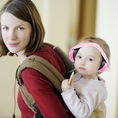 Casque antibruit bébé rose, léger et compact, parfait pour une utilisation à la maison ou en déplacement