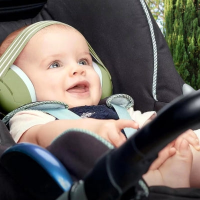 Casque antibruit bébé vert TranquilVert offrant une protection auditive optimale pour les tout-petits en toutes circonstances