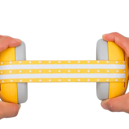 casque anti bruit pour bebe extensible tenu à deux mains