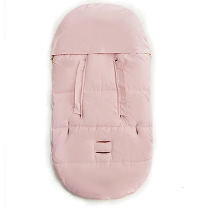 vue arrière de la chanceliere bebe rose pale, fentes pour harnais visibles