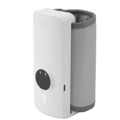 chauffe biberon portable avec port USB visible sur le côté