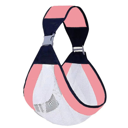 Echarpe rose et blanche suspendue vide, bien visible avec boucle et maille