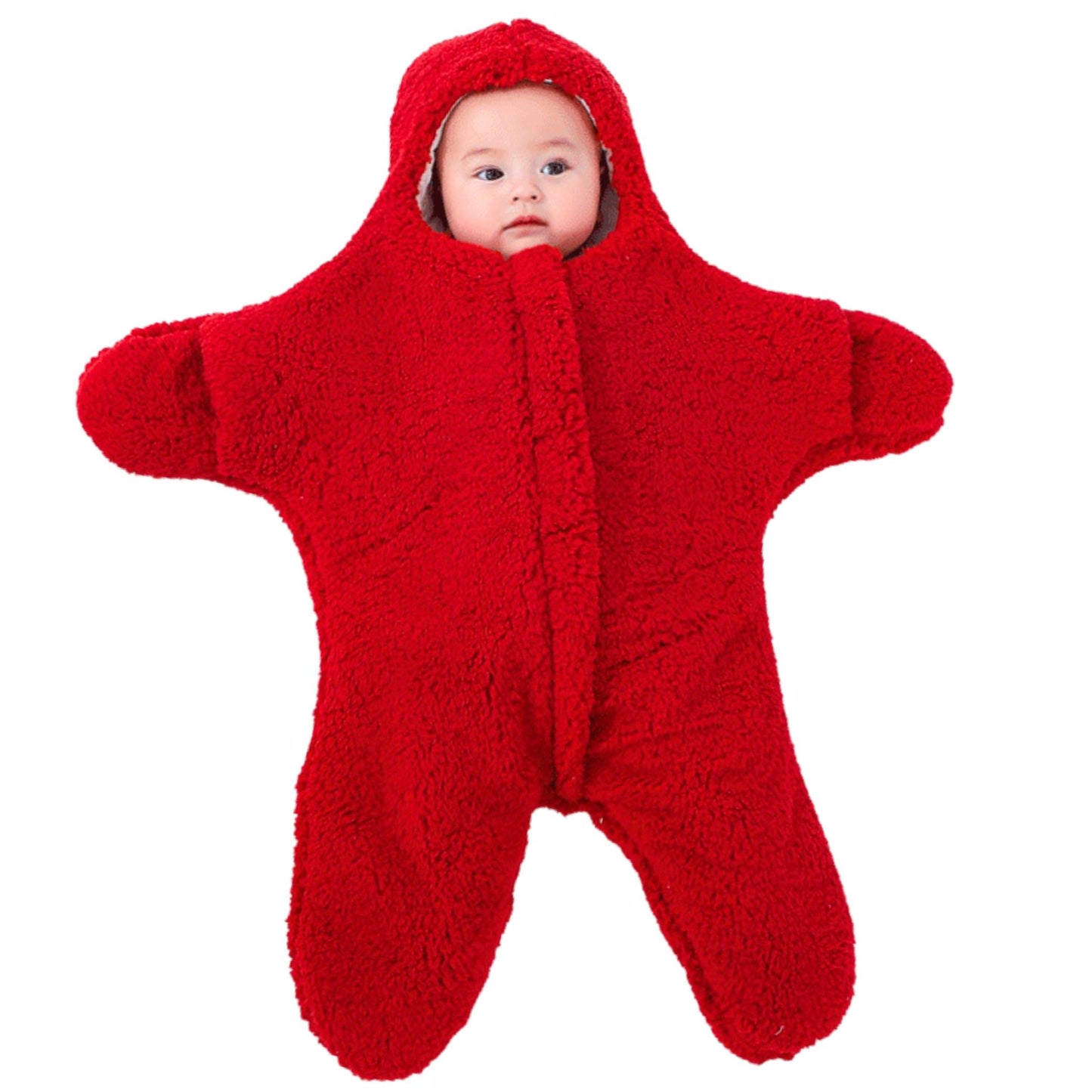 Nid d’ange rouge avec bébé endormi seul, installé confortablement dans un cocon douillet

