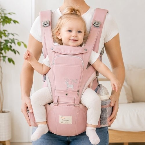Porte-bébé avec capuche rose, panneau ouvrable et rangements, porté face vers l’avant en intérieur