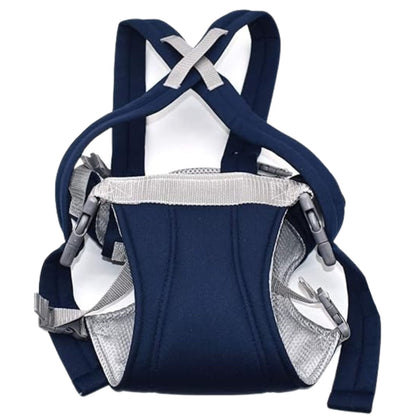 Porte bébé physiologique vu de face, design ergonomique et ceinture abdominale visible