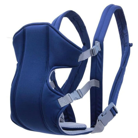Porte bébé physiologique vu de face avec bretelles larges et assise profonde