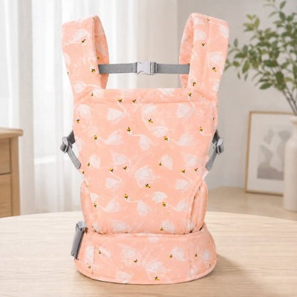 Porte bebe preforme rose imprimé présenté seul avec sangle dorsale réglable